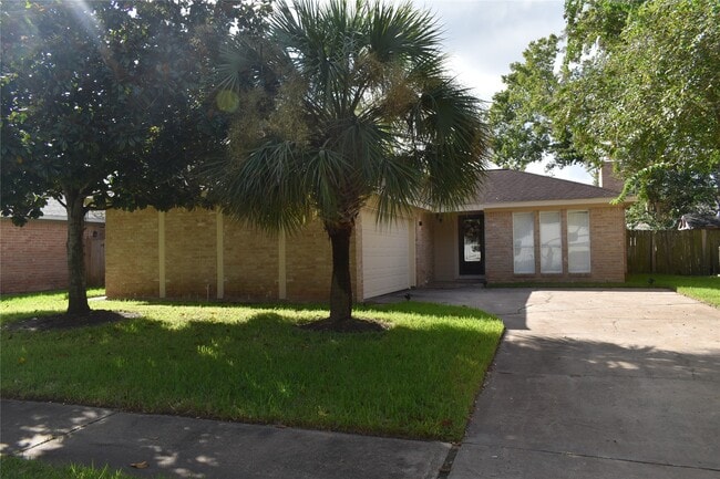 Photo - 16627 Gaeldom Dr