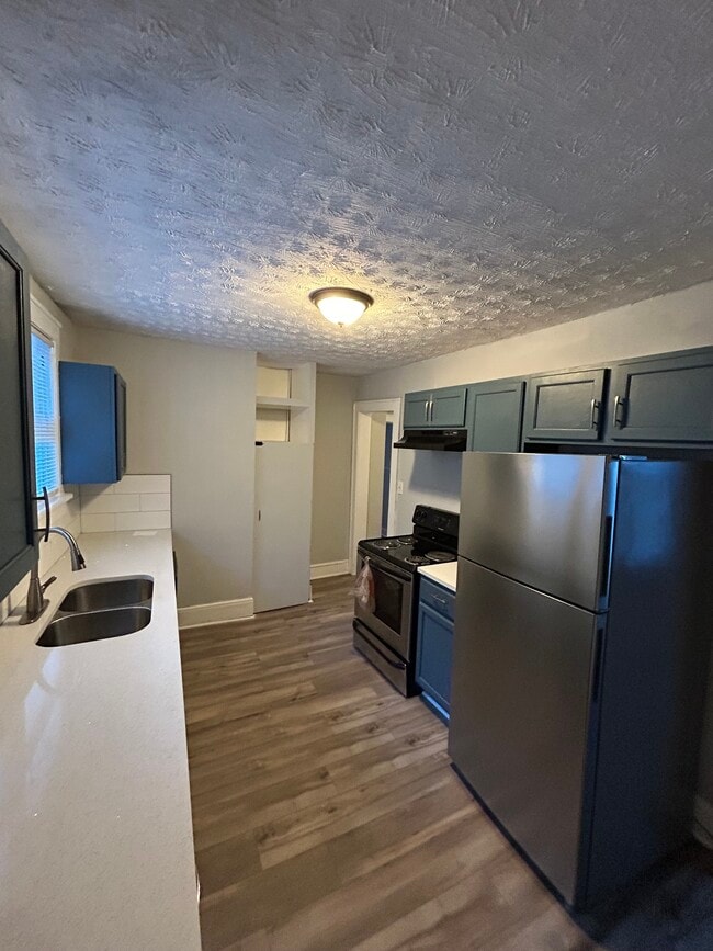 Photo - 7 Roseway Cir NE