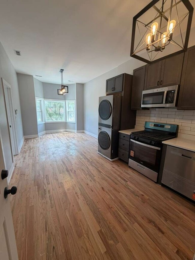 Photo - 1742 N California Ave