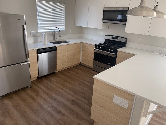 Photo - 36 S Park St