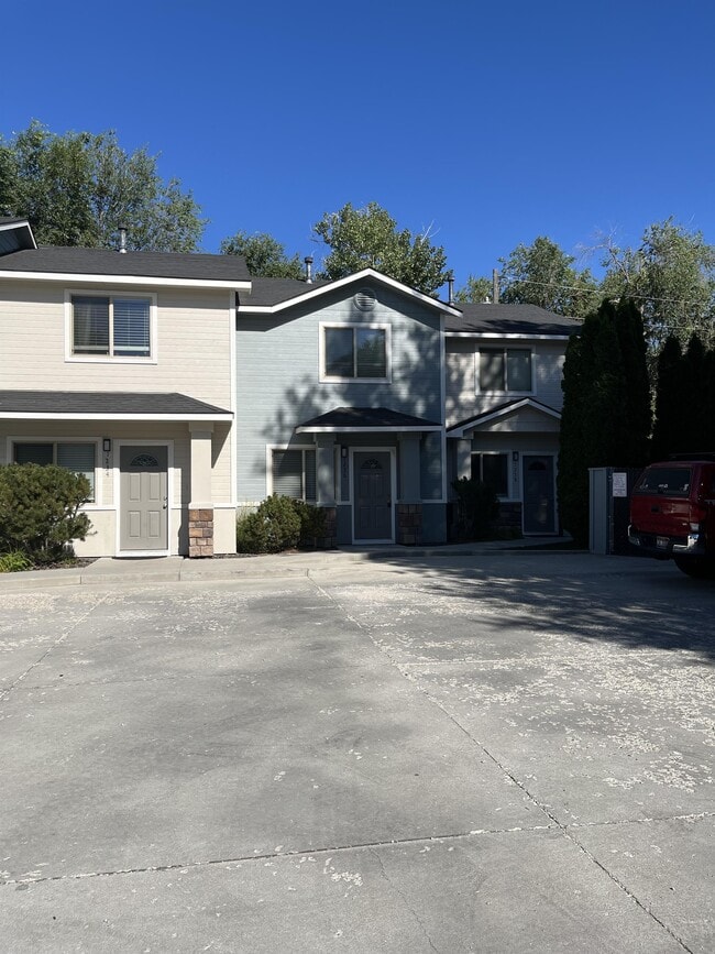 Photo - 1238 S Columbus St Townhome