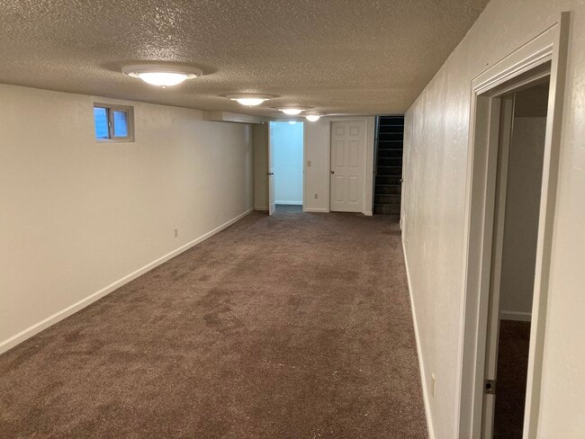 Photo - 2111 Sequoia Rd