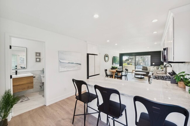 Photo - 2138 Reed Ave