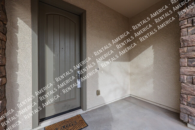 Photo - 1936 S Sycamore Pl