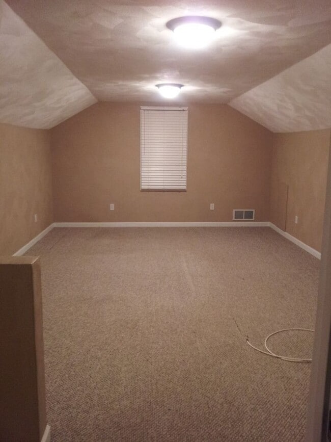 917 N Center