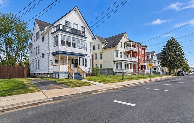 64-64 Rowe Ave Unit 2