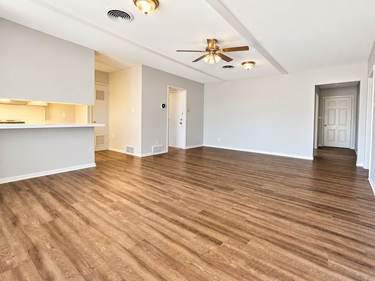 Photo - 109 Norwood Dr