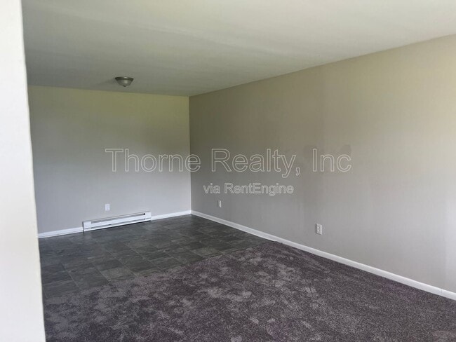 Photo - 400 E Northern Blvd Unidad 33