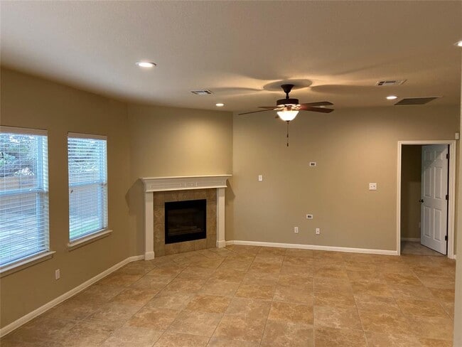 Photo - 1501 Rimstone Dr