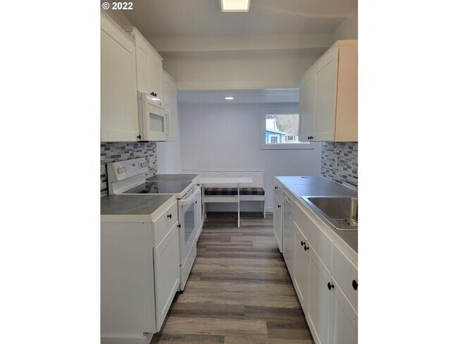 Photo - 2303 N Fir St