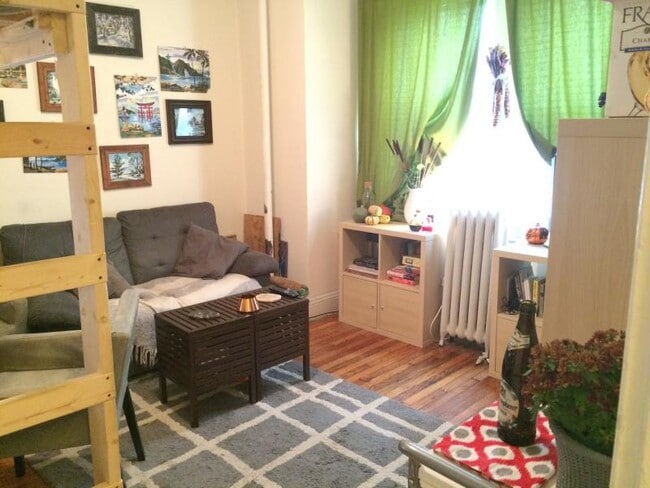 Photo - 1193 Boylston St