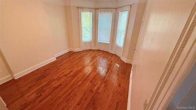 Photo - 794 Lincoln Pl