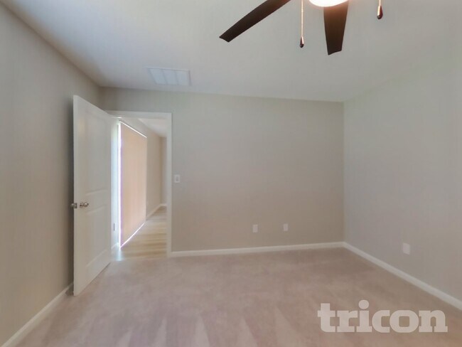 Photo - 2909 Grand Finale St