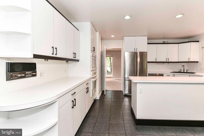 Building Photo - 3318 Mantua Dr Rental
