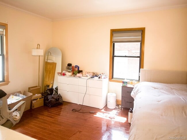 Photo - 209-20 42nd Ave