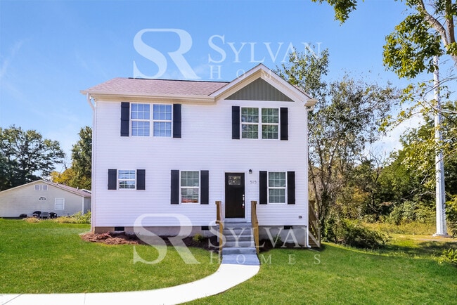 Building Photo - This lovely 3BR, 2.5BA home is move-in ready