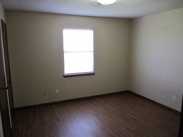 Photo - 802 Swan Lake Rd