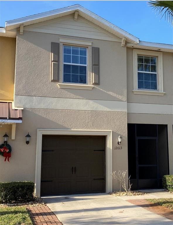 12013 Greengate Dr