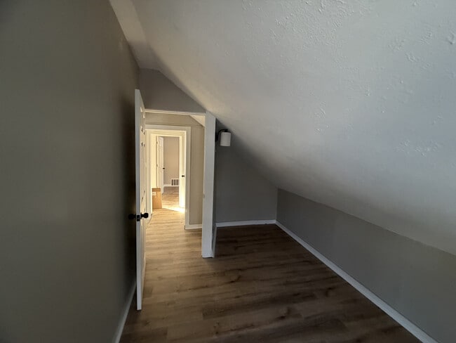 Photo - 3193 W 50th St