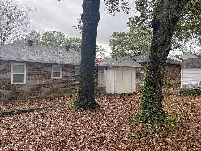 Photo - 1826 Terry Mill Rd SE