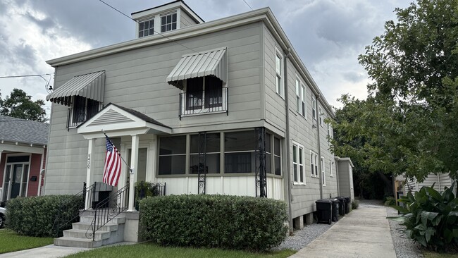 Building Photo - 5430 Hawthorne Pl Unit Apt C