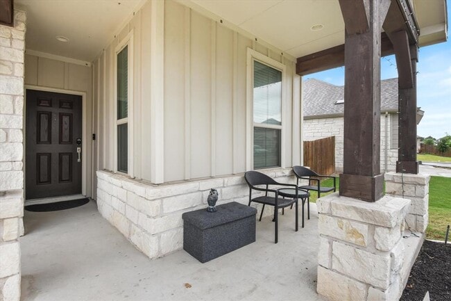 Photo - 210 Zuma Dr