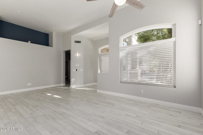 Photo - 9690 N 118th Pl