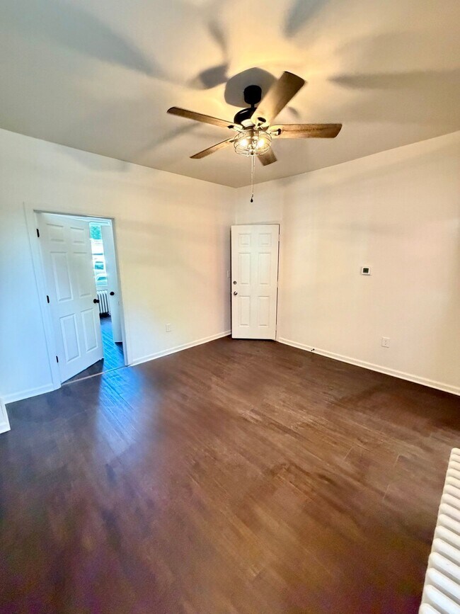 324 S Christian St Unit 1