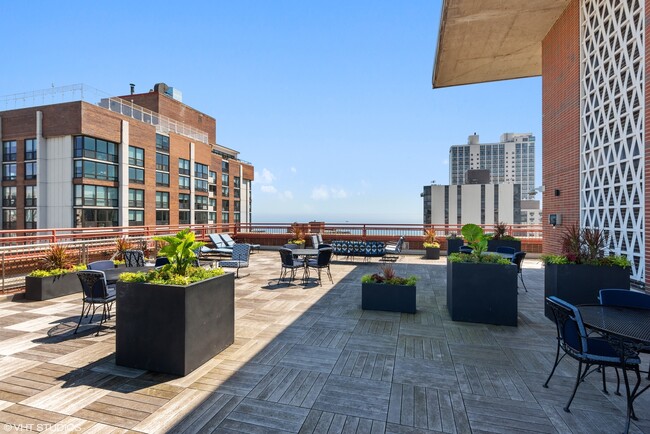 Photo - 1325 N State Pkwy Unit 13B