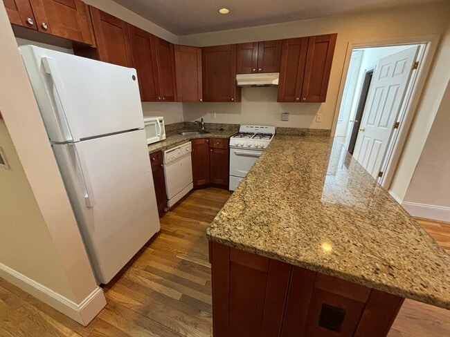 62 Egmont St Unit 6