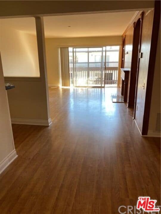 Photo - 5334 Lindley Ave Unidad 309