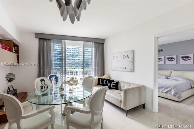 Photo - 465 Brickell Ave Condo Unit 604