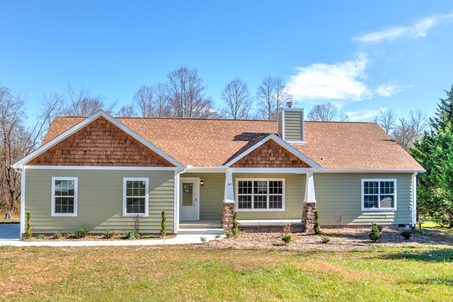 Building Photo - 265 Lewis Creek Dr Rental