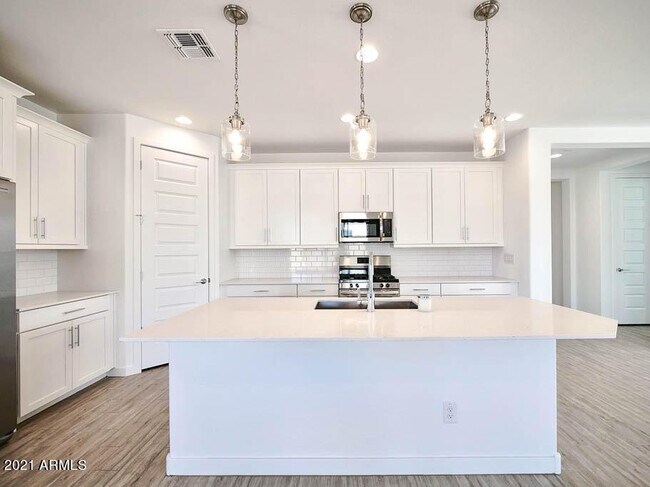 Photo - 18780 W Cortez St