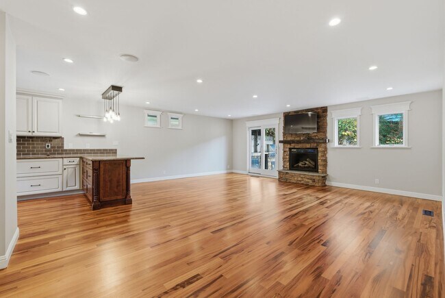 Photo - Exceptional Home in the Back of the Valley, Pacifica