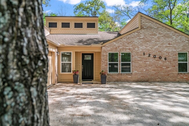 Photo - 12006 Acorn Oak St Casa