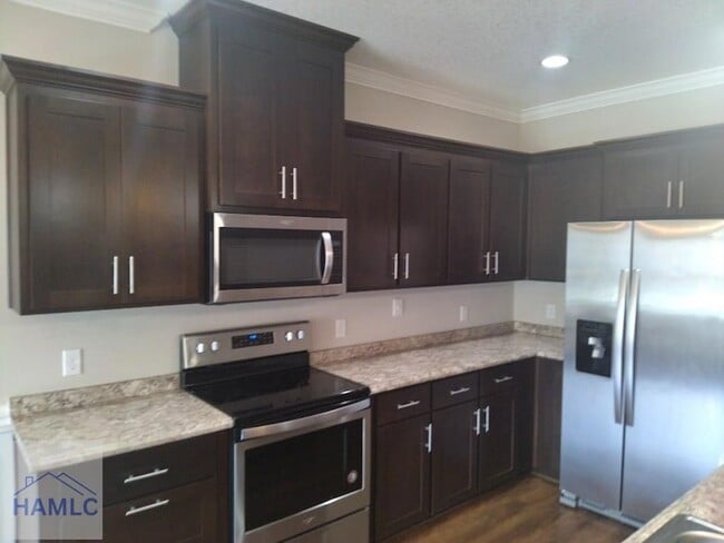 Photo - 729 Burke Dr