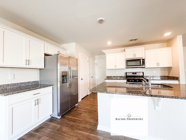 Photo - Stylish 4-bedroom Home in Greer, SC