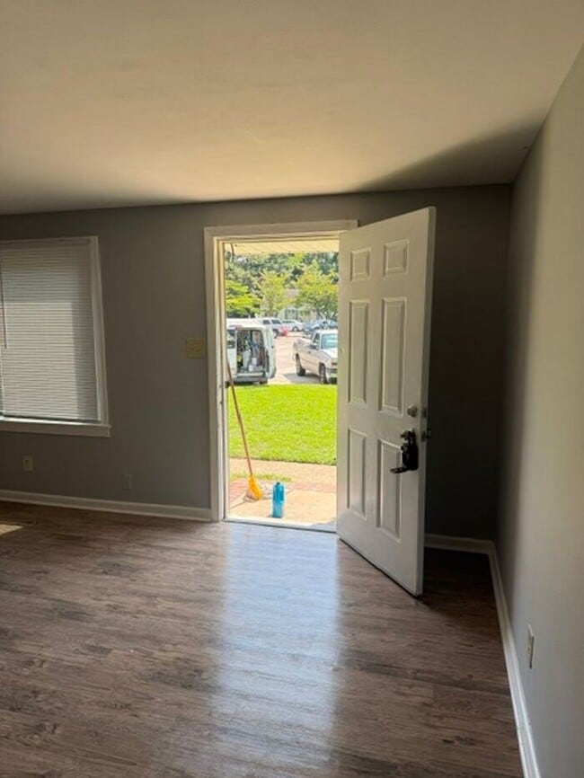 Photo - Spacious Two Bedroom Townhouse