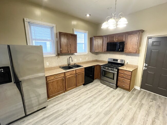 Photo - Near Southside 2BR/1.5BA House!