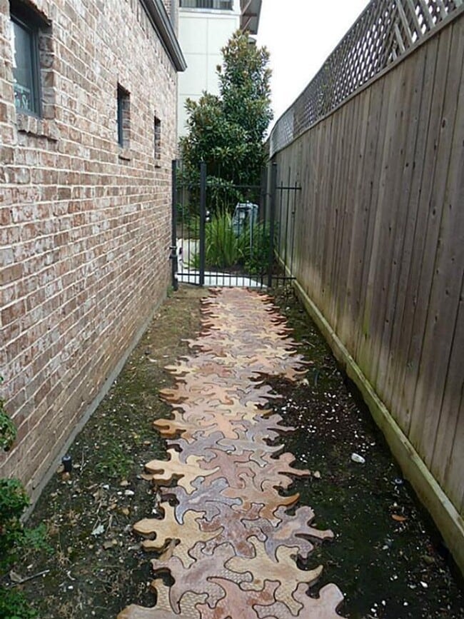 Building Photo - Stunning Corner Unit with Breathtaking Views!