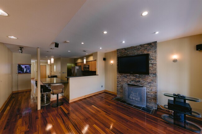 Photo - 252 S Washington Ave