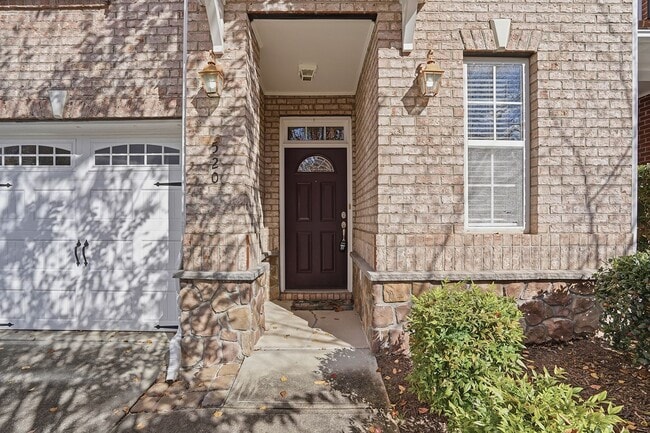 Photo - ABSOLUTELY GEORGOUS 2 STORY TOWNHOUSE IN CARY