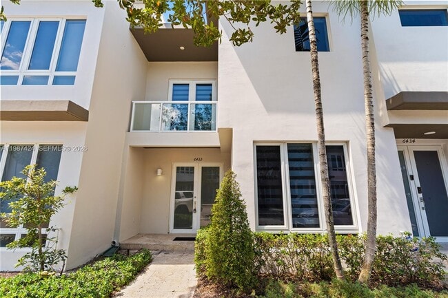 Building Photo - 6432 NW 104th Ct