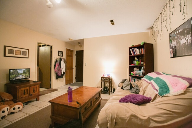 Photo - 163 Minnesota Ave