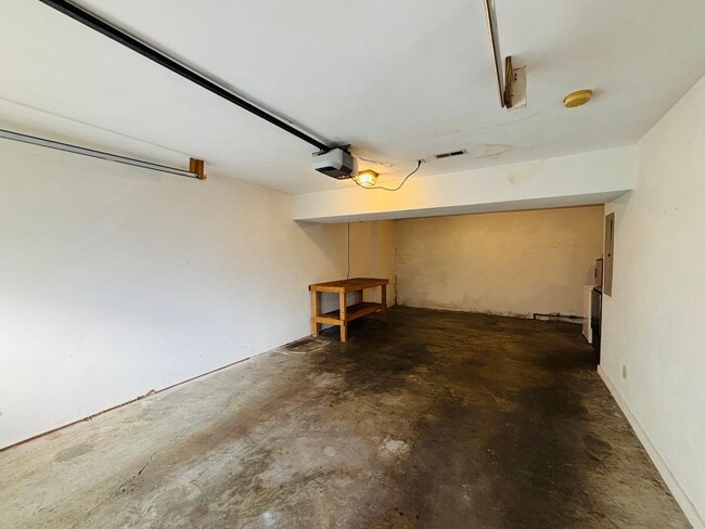 Photo - 233 Fairfax Rd