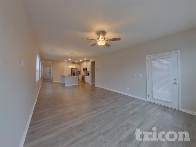 Photo - 931 Bryden Ln