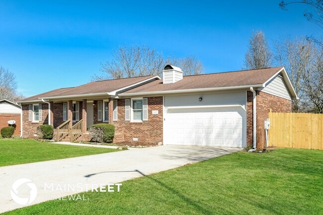 Photo - 169 Chanel Dr