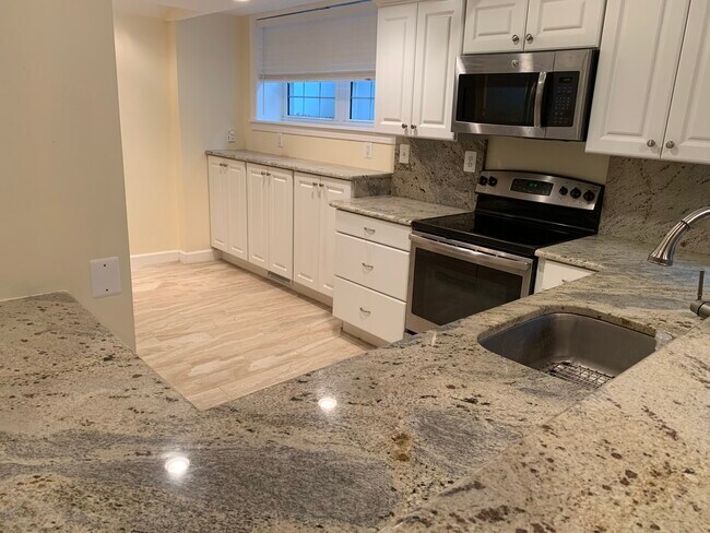 Photo - 1815 Quincy St NW Unidad ExecutiveApartment