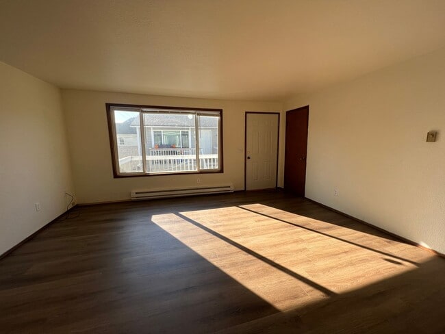 Photo - 2 Bed, 1 Bath Duplex with Garage Unit # 1411 A